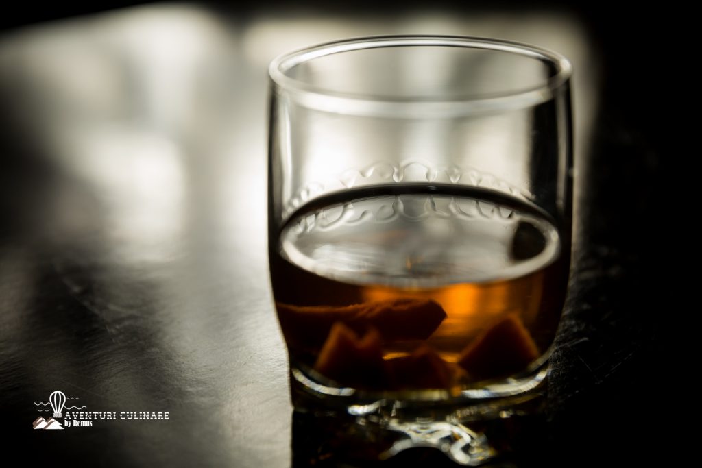 Lichior de gutui cu scortisoara 01