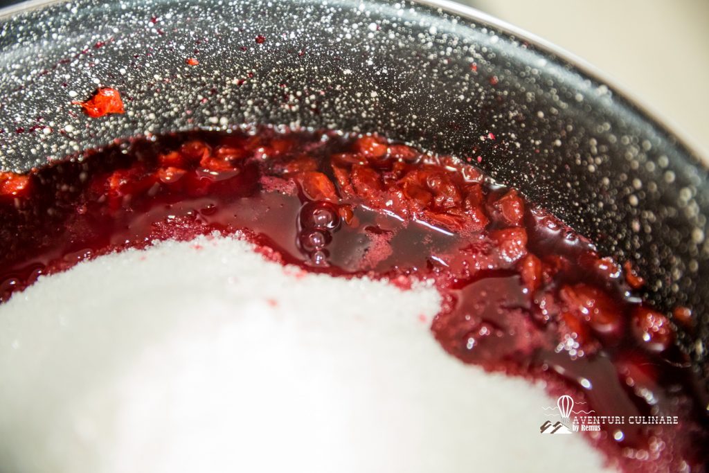 Dulceață de vișine - pregatire