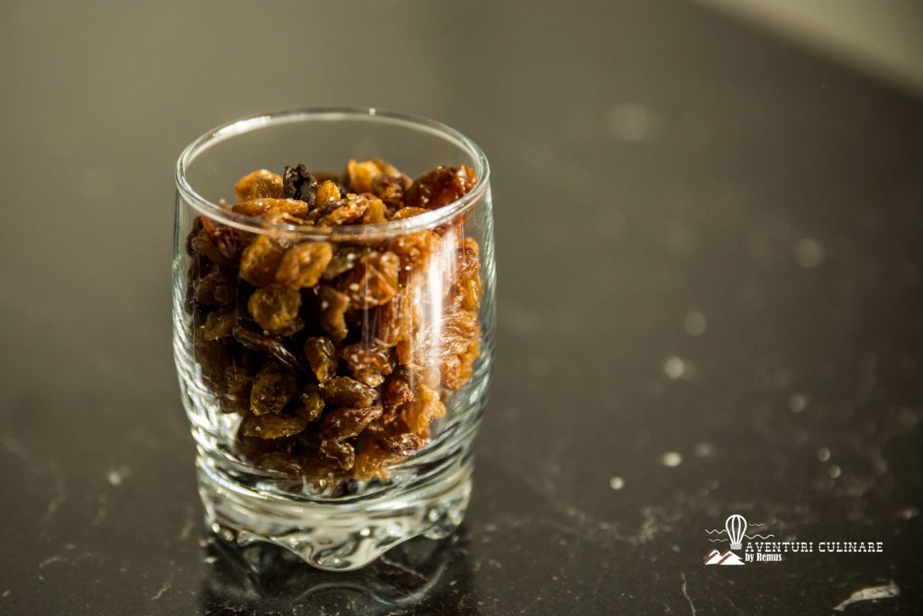 Stafide la hidratat | Macaroane cu brânză și stafide