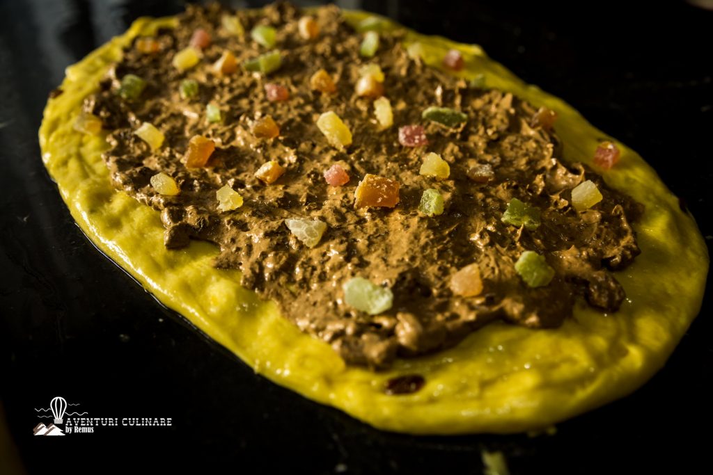 Foaie de aluat pentru cozonacul mic