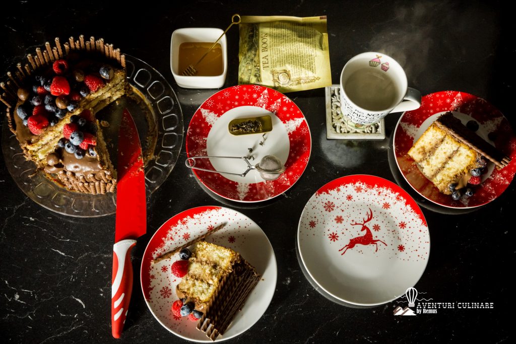 tort cu cremă de ciocolată