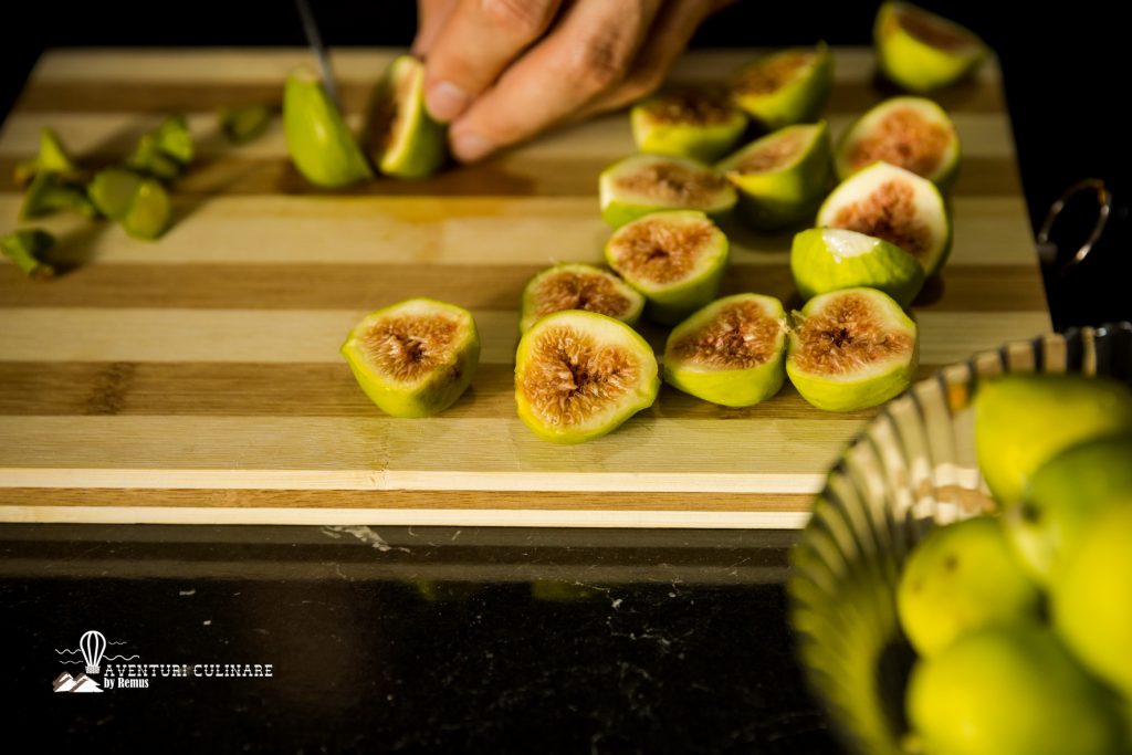 Smochine taiate in jumatati